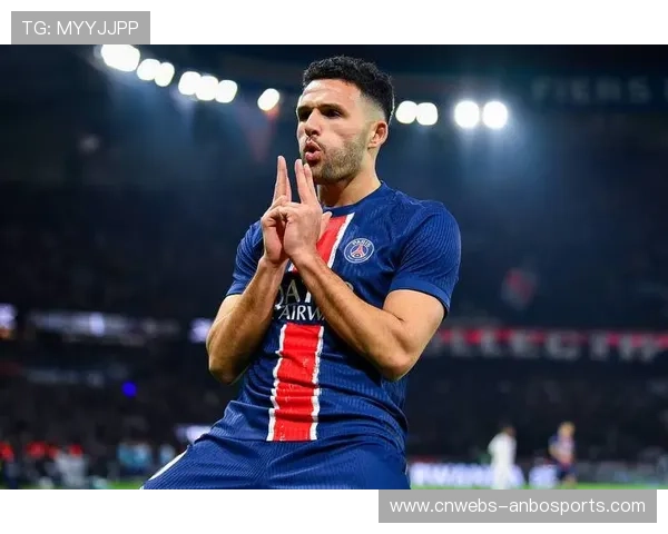 登贝莱禁区内挑射破门，打入技惊四座个人第二球